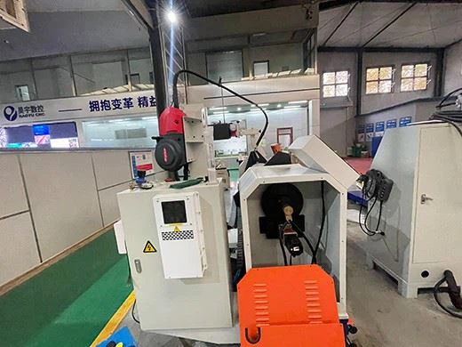 Automatic Circumferential And Straight Seam Integrated Welding Machine suppliers