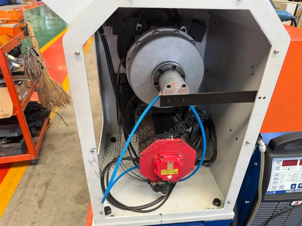 Dual-Station Robotic Welding Hydraulic Cylinder For Automated Welding System factory