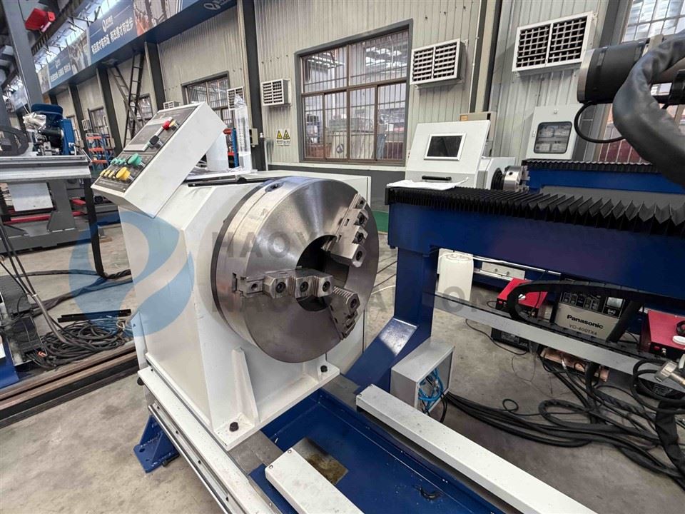 Dual-Torch Hydraulic Cylinder Circumferential Welding & Overlay Welding Machine suppliers