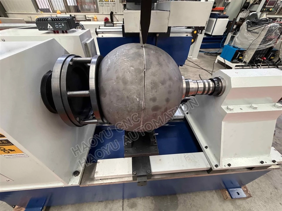 Automatic Fire Extinguisher Circumferential Welding Machine For Spherical Fire Extinguisher Tank factory